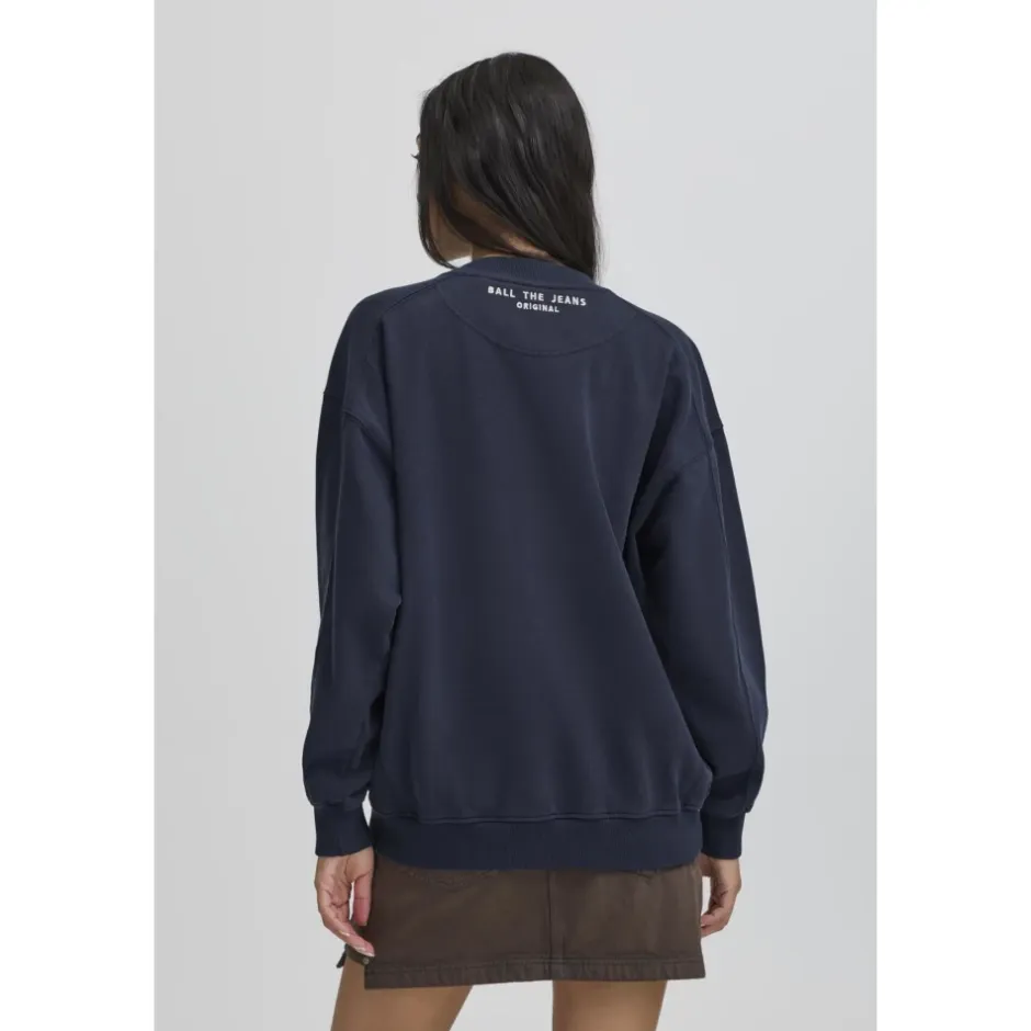 Best Brev Patch Sweater i Sky Captain Dame Sweatshirts