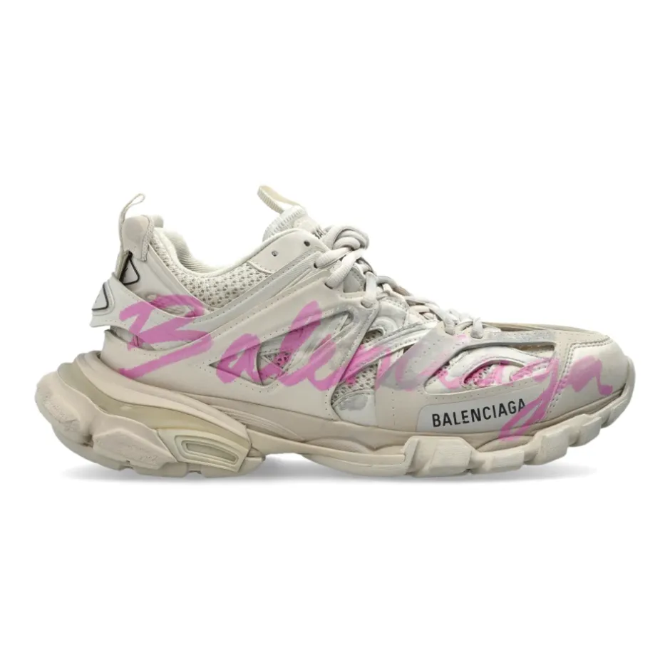 New Track Signature Dame Sneakers